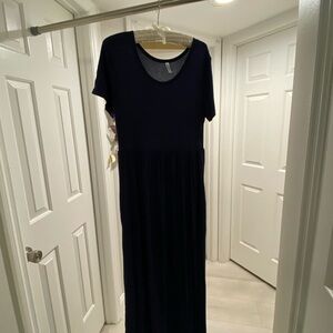 Elegant Navy Blue Maxi Dress